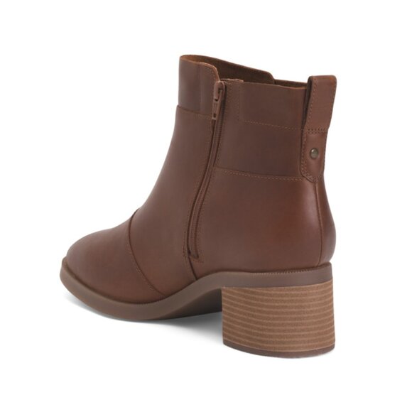 CLARKS Tan Wide Leather Lileigh Charm Comfort Booties - Picture 2 of 2